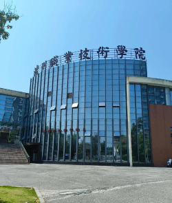泸州职业技术学院地址在哪里