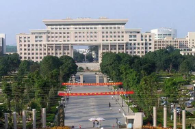 广西大学商学院有前途吗