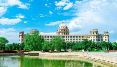 兰州外语职业学院是985大学吗