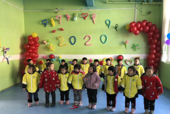 育新幼儿园环境