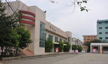 成都中医药大学附属医院针灸学校龙泉校区