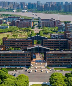 宁波大学