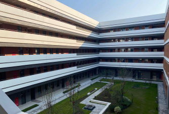 上海华东师范大学第二附属中学（宝山校区）