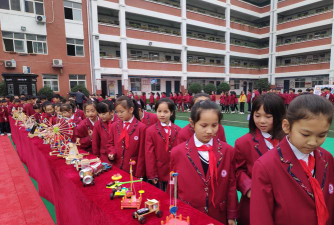 嘉善县西塘镇平川小学户外活动场地