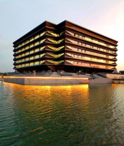 嘉兴大学户外活动场地