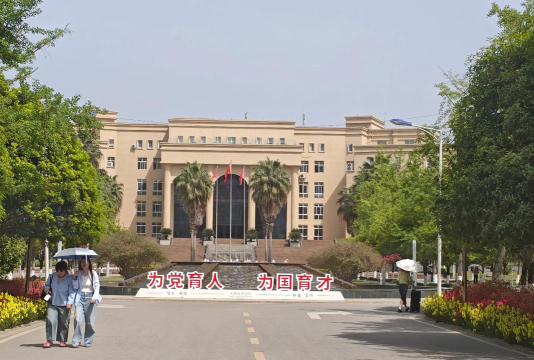 成都文理学院户外活动场地