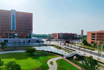濮阳石油化工职业技术学院户外活动场地