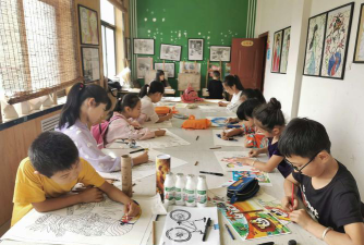 成都市郫都区蜀艺艺术培训学校有限公司户外活动场地