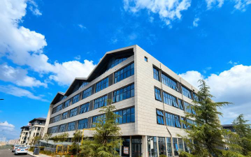 登封市少林中学户外活动场地