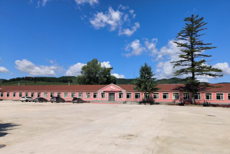 柳河县红石镇中心校户外活动场地