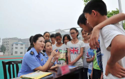 斗姆湖镇中心小学户外活动场地