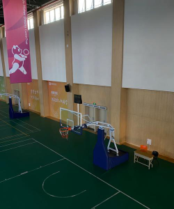 四川国际标榜职业学院户外活动场地