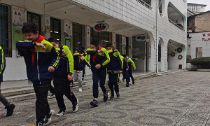 湘潭市金庭小学户外活动场地
