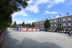 肃州区屯升初级中学阅读区