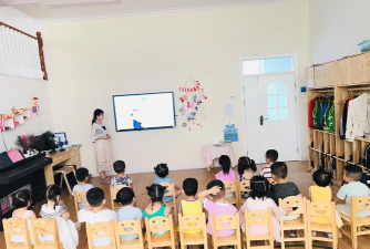 合川市张桥镇点灯村幼儿班阅读区