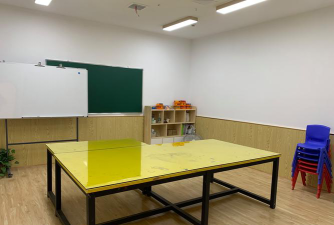 定州神墨培训学校有限公司阅读区