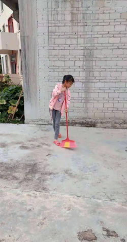 信宜市大成镇石屏小学阅读区
