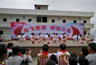 私立渠县平安乡育才九年制学校阅读区
