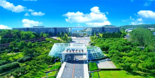 大连医科大学中山学院阅读区