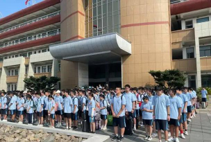 宁波市鄞江中学阅读区