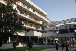 九江镇镇中学阅读区
