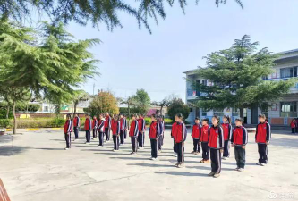 安阳龙山矿学校阅读区