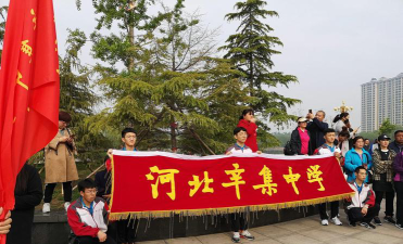 冠县辛集乡辛集中学阅读区