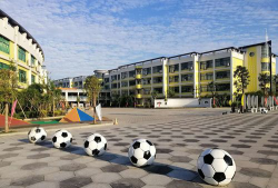 佛山市里水旗峰小学阅读区