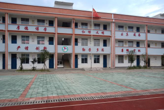 麻栗坡县下金厂乡中学阅读区