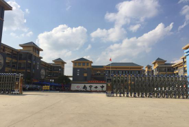 自贡第十中学阅读区