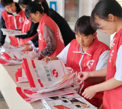 云南护理学校阅读区