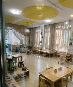 集安站前辰星幼儿园阅读区