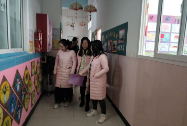 河北省邯郸市七色光潜能开发婴幼园阅读区
