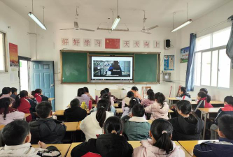 莲塘镇香枫小学阅读区