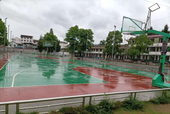 万坪镇中心完全小学阅读区