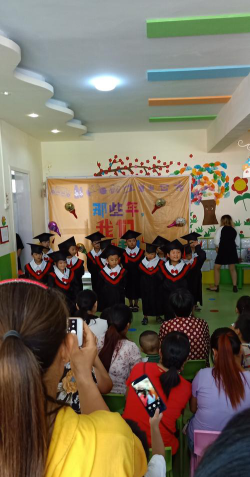 防城港市童乐中英文幼儿园阅读区