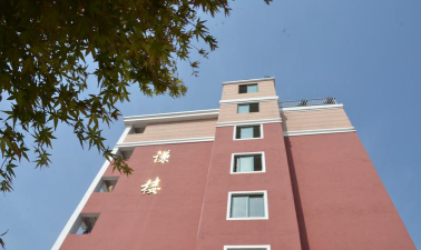 盐城东台创新高级中学阅读区