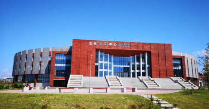 吉林市吉林工贸学校阅读区