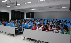 合肥市第三十六中学阅读区