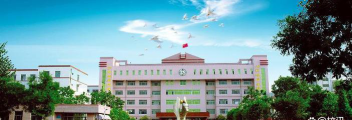潍坊第七中学阅读区
