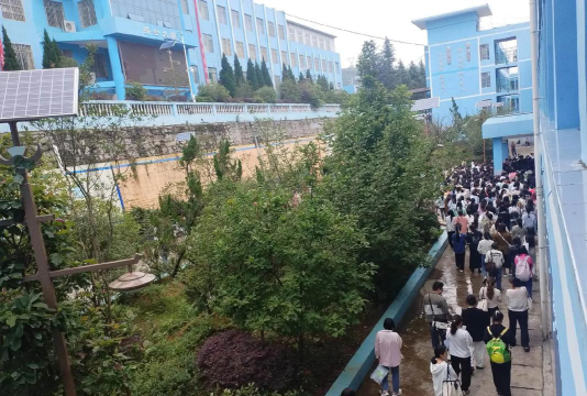 思茅市景东县文井镇者后中学阅读区