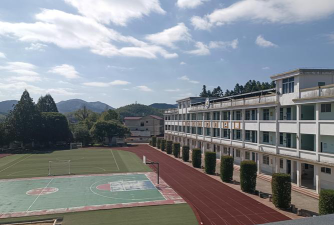 木嘎附设中学阅读区