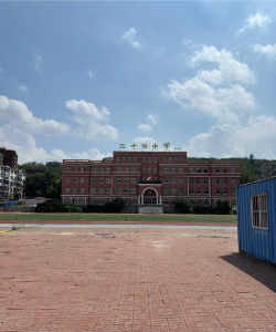 泾川县太平乡中学阅读区