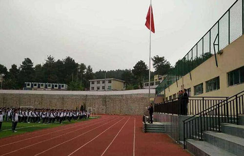 贵阳市白云区南湖中学