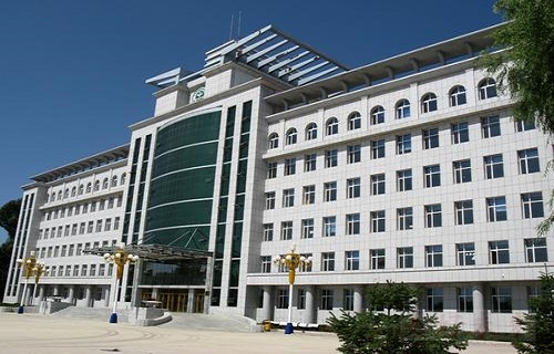 赤峰市新惠现代职业