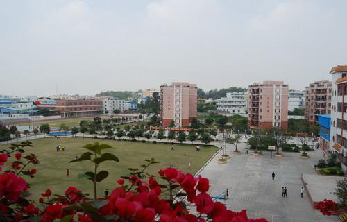 柳州市经济贸易中等职业技术学校