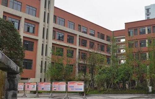 三台县菊河乡初级中学校