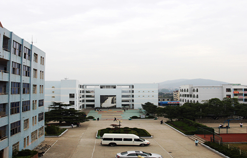 马鞍山工业学校