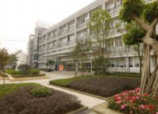 东台市技工学校