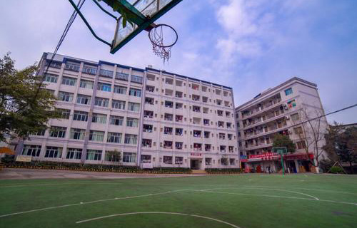沾益县盘江乡第二中学